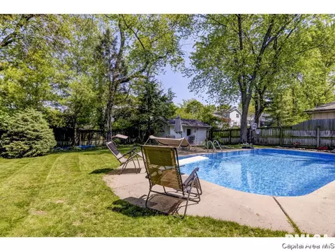 2304 Noble, Springfield, IL 62704 photo 33