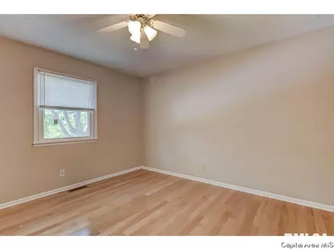 2304 Noble, Springfield, IL 62704 photo 25