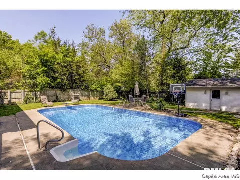 2304 Noble, Springfield, IL 62704 photo 32