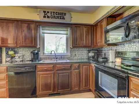 2304 Noble, Springfield, IL 62704 photo 12