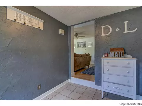 2304 Noble, Springfield, IL 62704 photo 3