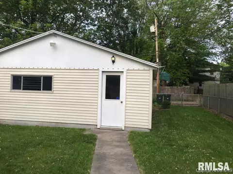 2536 Holmes Ave, Springfield, IL 62704 photo 4