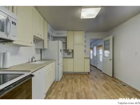 2536 Holmes Ave, Springfield, IL 62704 photo 24