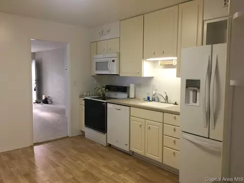 2536 Holmes Ave, Springfield, IL 62704 photo 2