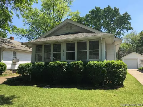 2416 Holmes Ave, Springfield, IL 62704 photo 2