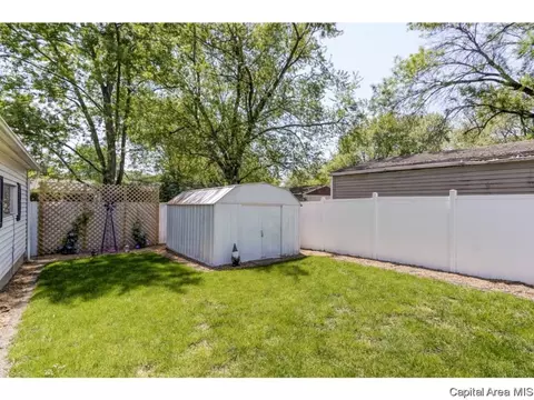 2524 Selkirk Rd, Springfield, IL 62702 photo 5
