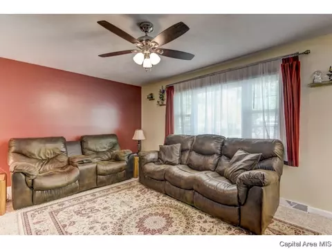 2524 Selkirk Rd, Springfield, IL 62702 photo 8