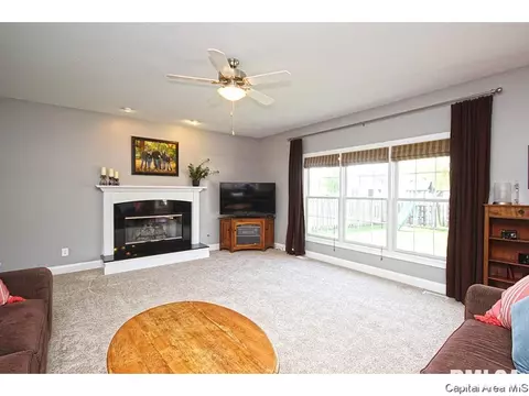 2212 Harbor Lndg, Springfield, IL 62712 photo 10