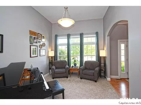 2212 Harbor Lndg, Springfield, IL 62712 photo 4