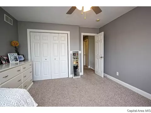 2212 Harbor Lndg, Springfield, IL 62712 photo 19