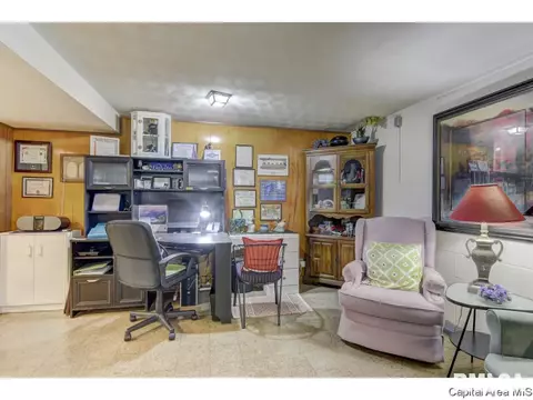1831 E Grant St, Springfield, IL 62703 photo 23
