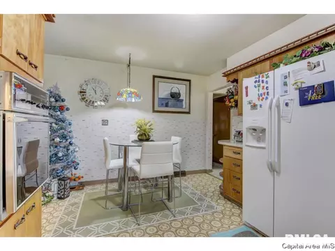 1831 E Grant St, Springfield, IL 62703 photo 9