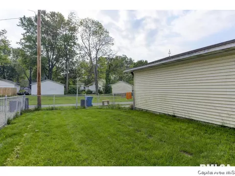2048 S Walnut, Springfield, IL 62704 photo 28