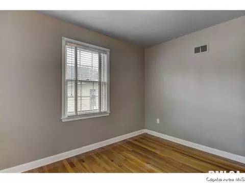 2048 S Walnut, Springfield, IL 62704 photo 19
