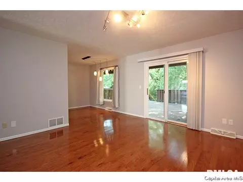 44 Country Pl, Springfield, IL 62703 photo 5