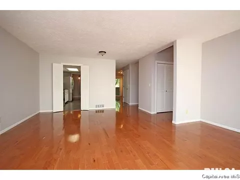 44 Country Pl, Springfield, IL 62703 photo 8