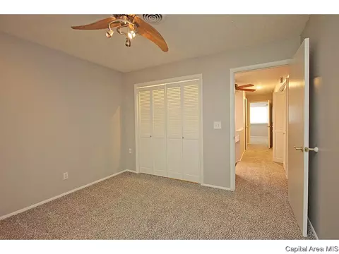 44 Country Pl, Springfield, IL 62703 photo 16
