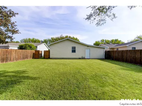 3012 Stokebridge Rd, Springfield, IL 62702 photo 27