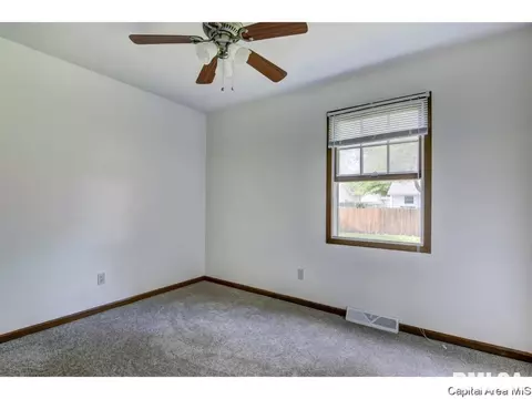 3012 Stokebridge Rd, Springfield, IL 62702 photo 17