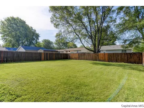 3012 Stokebridge Rd, Springfield, IL 62702 photo 28