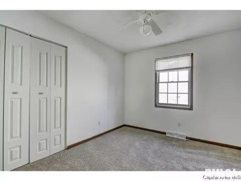 3012 Stokebridge Rd, Springfield, IL 62702 photo 23