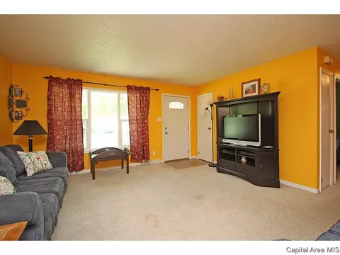 2008 N 24th Street St, Springfield, IL 62702 photo 6