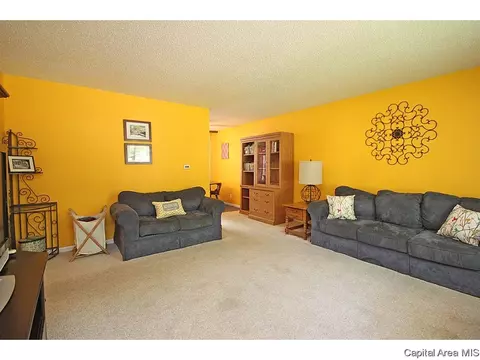 2008 N 24th Street St, Springfield, IL 62702 photo 3