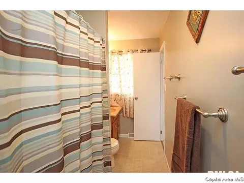 2008 N 24th Street St, Springfield, IL 62702 photo 13
