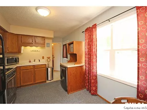 2008 N 24th Street St, Springfield, IL 62702 photo 8