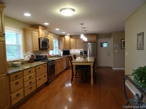 1530 State Route 100, Bluffs, IL 62621 photo 6