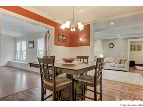 424 E Main St, Rochester, IL 62563 photo 10