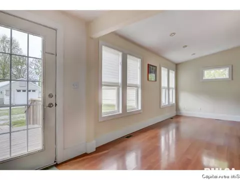 424 E Main St, Rochester, IL 62563 photo 18