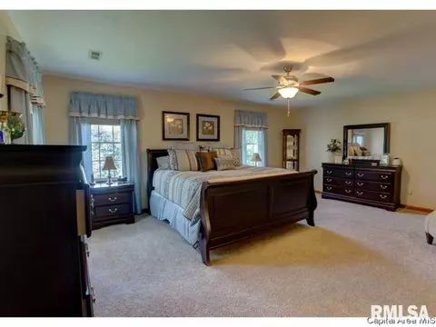 1813 Armitage Dr, Springfield, IL 62711 photo 17
