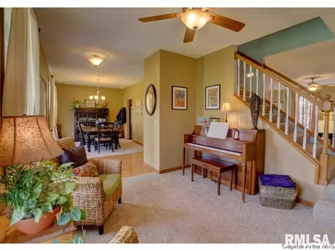 1813 Armitage Dr, Springfield, IL 62711 photo 12