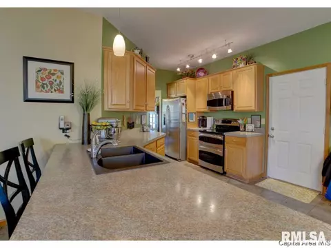 1813 Armitage Dr, Springfield, IL 62711 photo 7