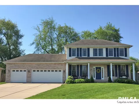1813 Armitage Dr, Springfield, IL 62711 photo 1