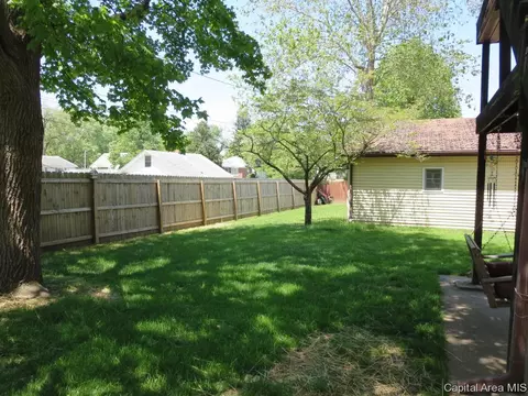 1715 N 7th St, Springfield, IL 62702 photo 26