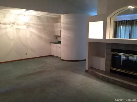 512 Golf Rd, Springfield, IL 62704 photo 4