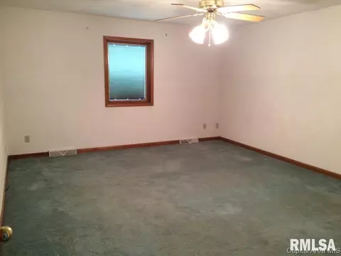 512 Golf Rd, Springfield, IL 62704 photo 9