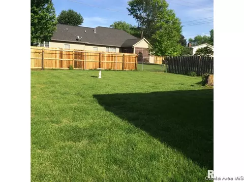 512 Golf Rd, Springfield, IL 62704 photo 3