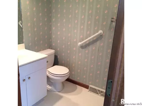 512 Golf Rd, Springfield, IL 62704 photo 14
