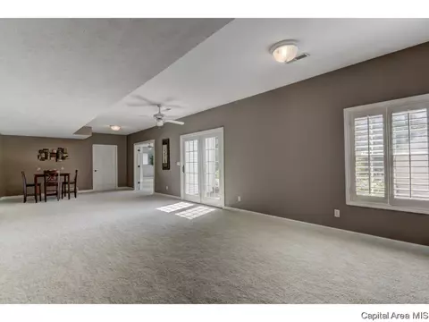 7405 Piper Glen Dr, Springfield, IL 62711 photo 24