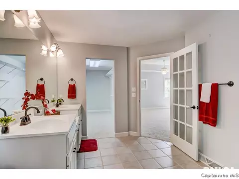 7405 Piper Glen Dr, Springfield, IL 62711 photo 18