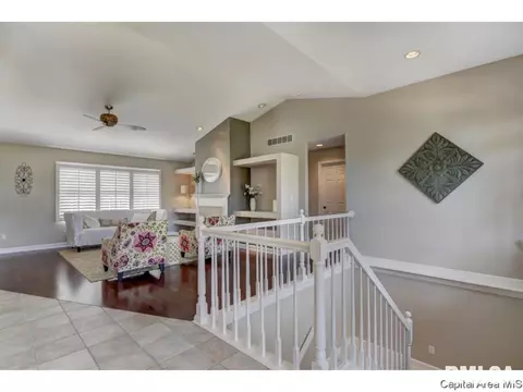 7405 Piper Glen Dr, Springfield, IL 62711 photo 3