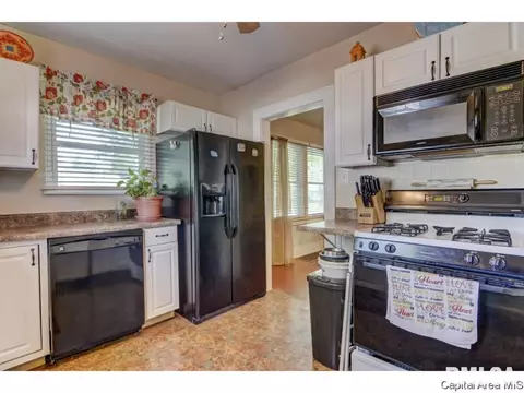 2264 Yale Blvd, Springfield, IL 62703 photo 6