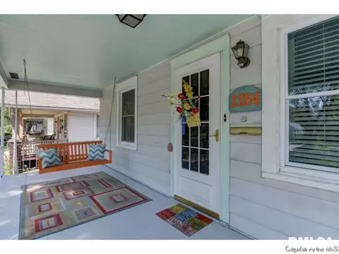 2264 Yale Blvd, Springfield, IL 62703 photo 3