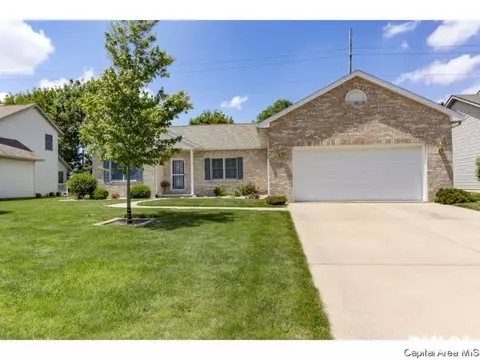 2713 Cronin Dr, Springfield, IL 62711 photo 2