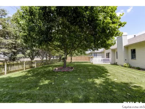 2713 Cronin Dr, Springfield, IL 62711 photo 5