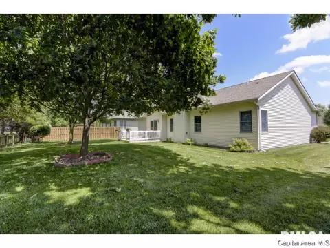 2713 Cronin Dr, Springfield, IL 62711 photo 6