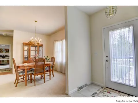 2713 Cronin Dr, Springfield, IL 62711 photo 10